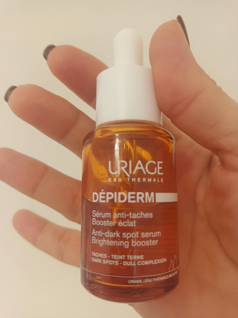 URIAGE DÉPIDERM
Anti-dark spot serum
Brightening Booster
